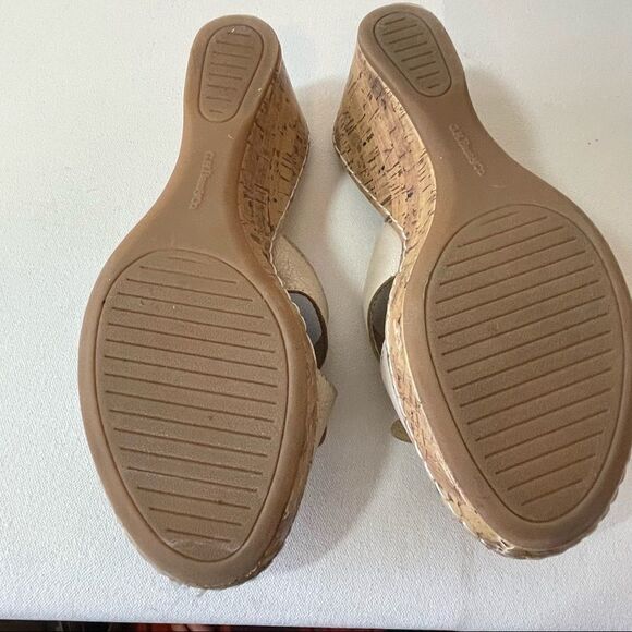 G.H. Bass Women's Ivory Leather Flower Bass wedge Luca Sandals 8.5 - Picture 10 of 11